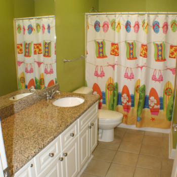 Hallway Bathroom at Gulf Shores Condo Rental